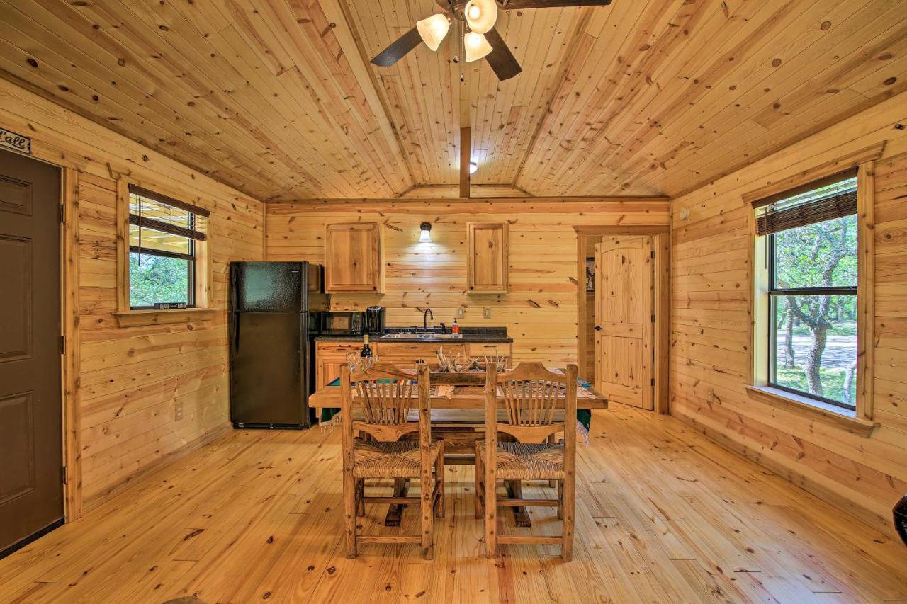Rustic-Chic Country Cabin - 10 Mi To Main Street! Fredericksburg Zewnętrze zdjęcie