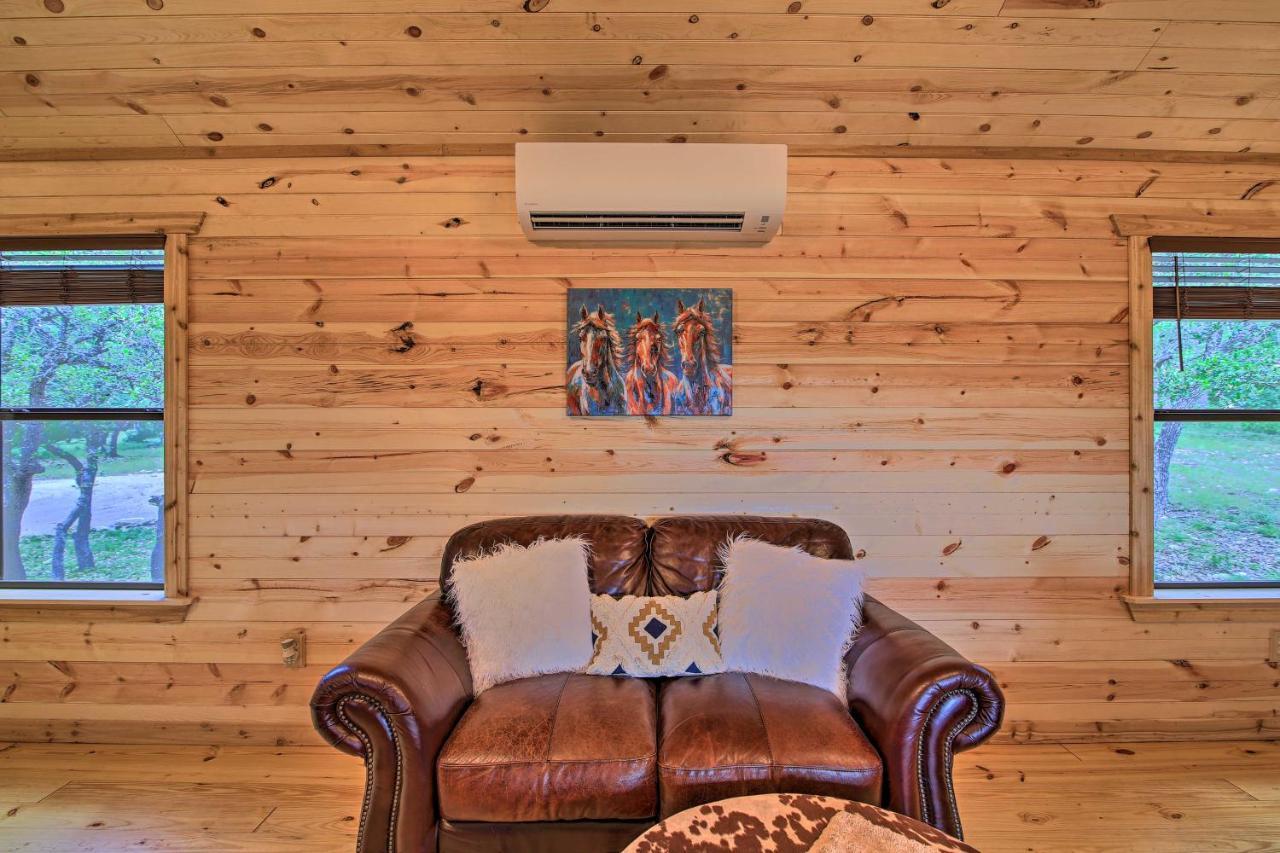 Rustic-Chic Country Cabin - 10 Mi To Main Street! Fredericksburg Zewnętrze zdjęcie