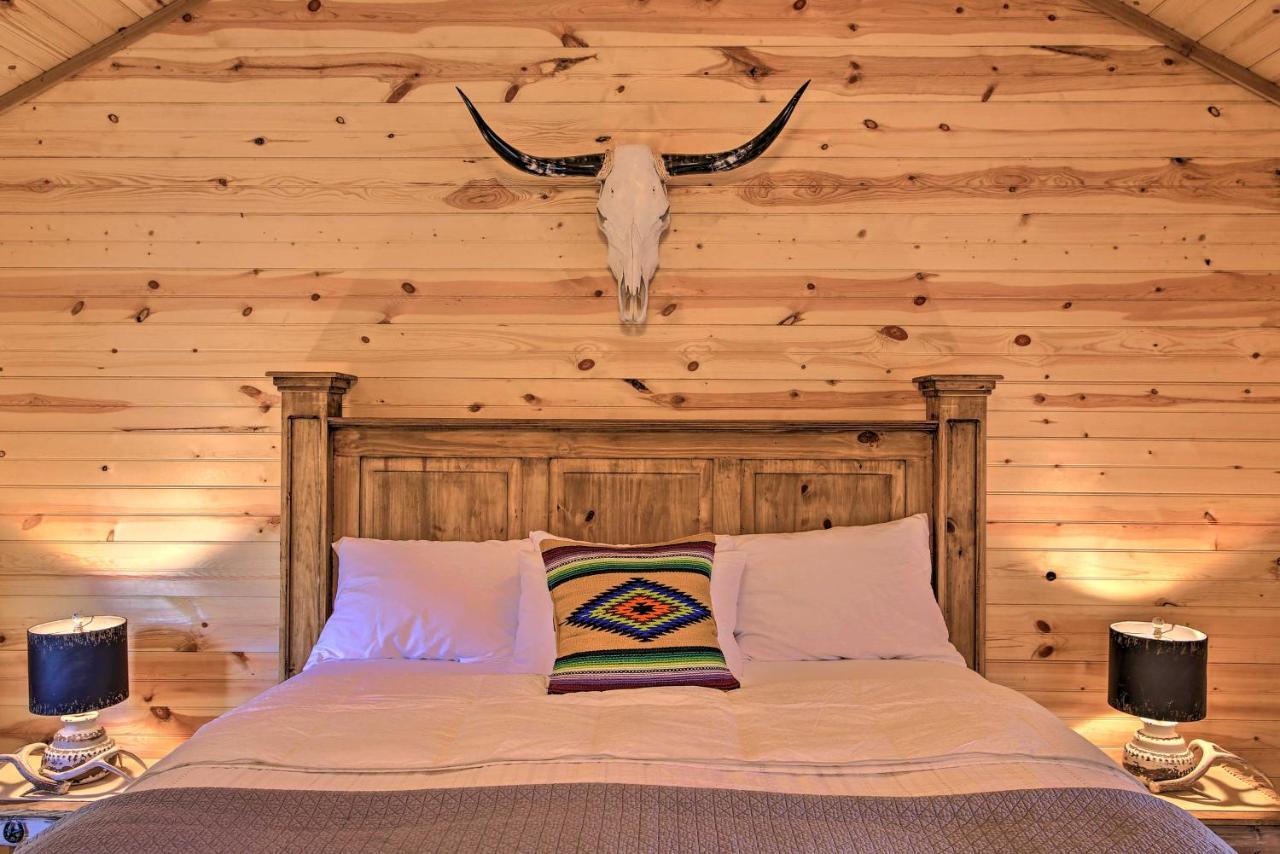 Rustic-Chic Country Cabin - 10 Mi To Main Street! Fredericksburg Zewnętrze zdjęcie
