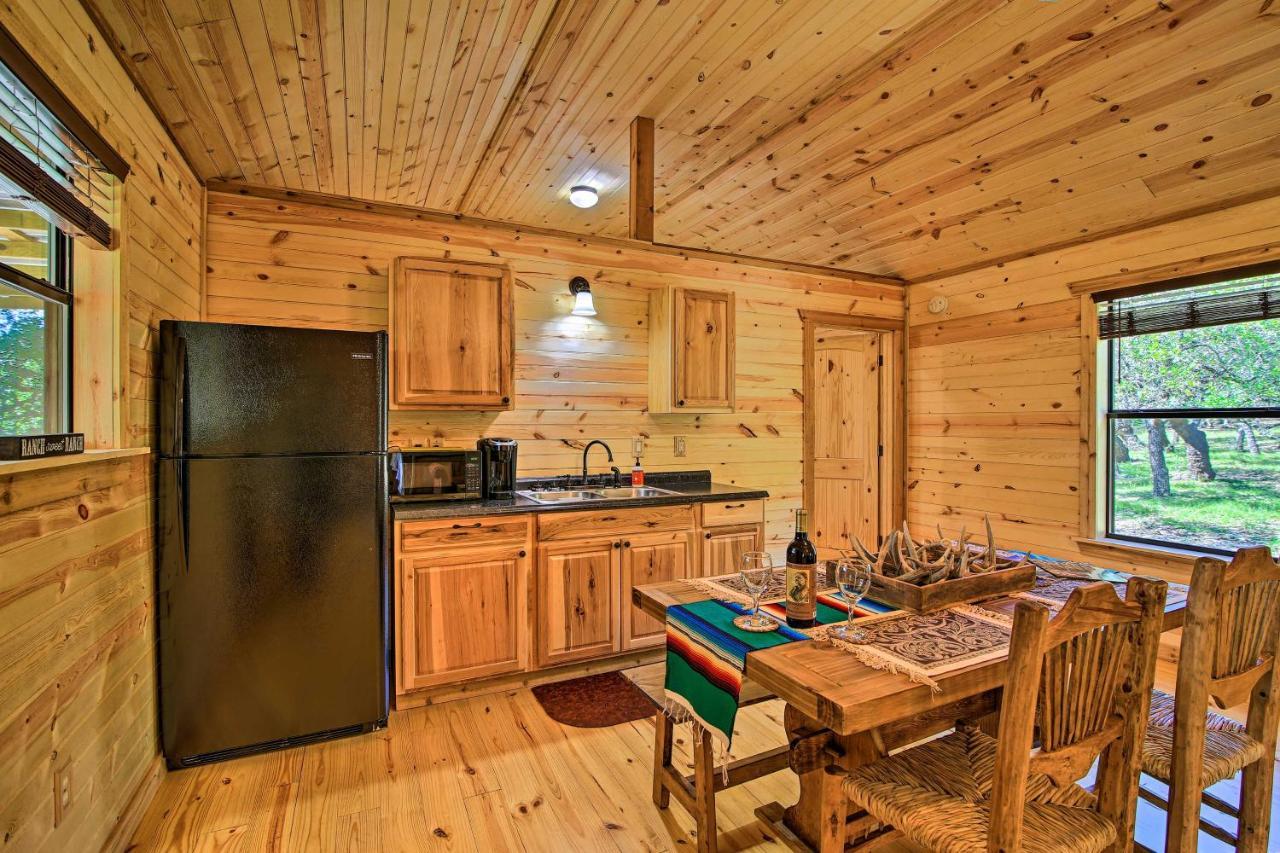 Rustic-Chic Country Cabin - 10 Mi To Main Street! Fredericksburg Zewnętrze zdjęcie