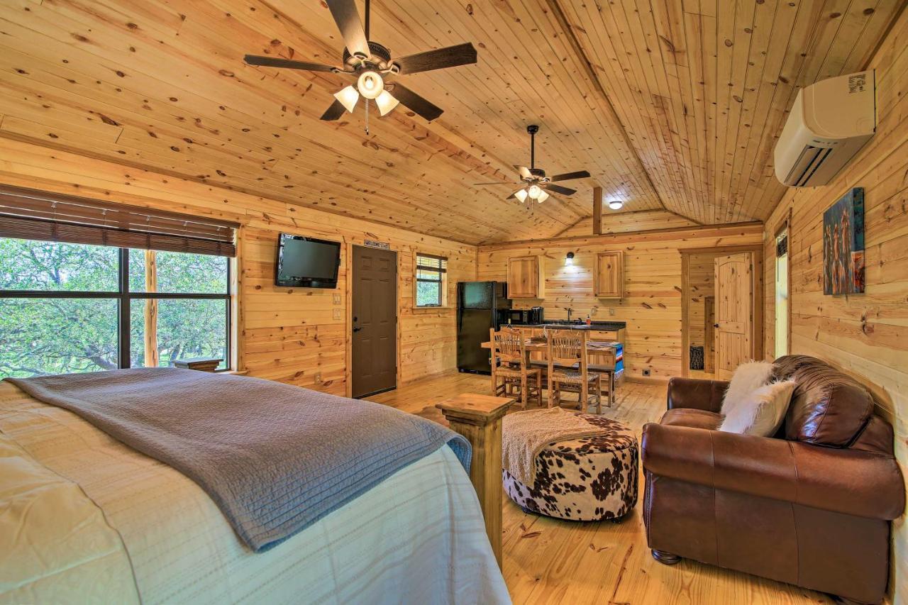 Rustic-Chic Country Cabin - 10 Mi To Main Street! Fredericksburg Zewnętrze zdjęcie