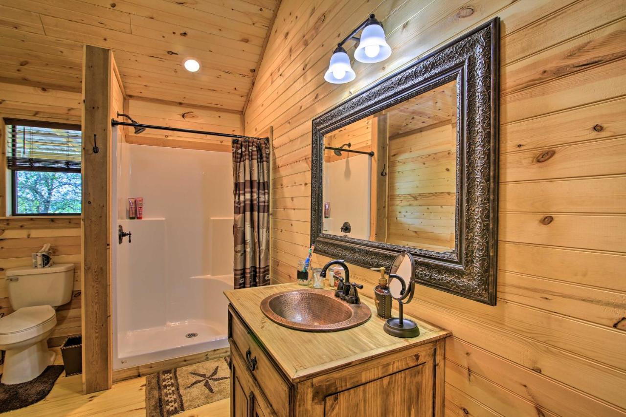 Rustic-Chic Country Cabin - 10 Mi To Main Street! Fredericksburg Zewnętrze zdjęcie